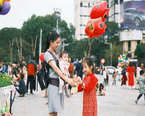 代怀包男孩:取卵出血原因解析,不止是子宫出血